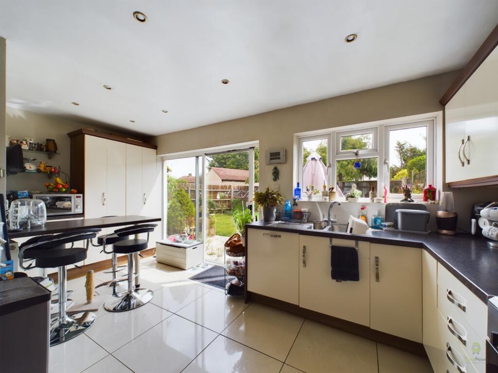 Additional image 5 of 43 BURNHAM CRESCENT, Dartford