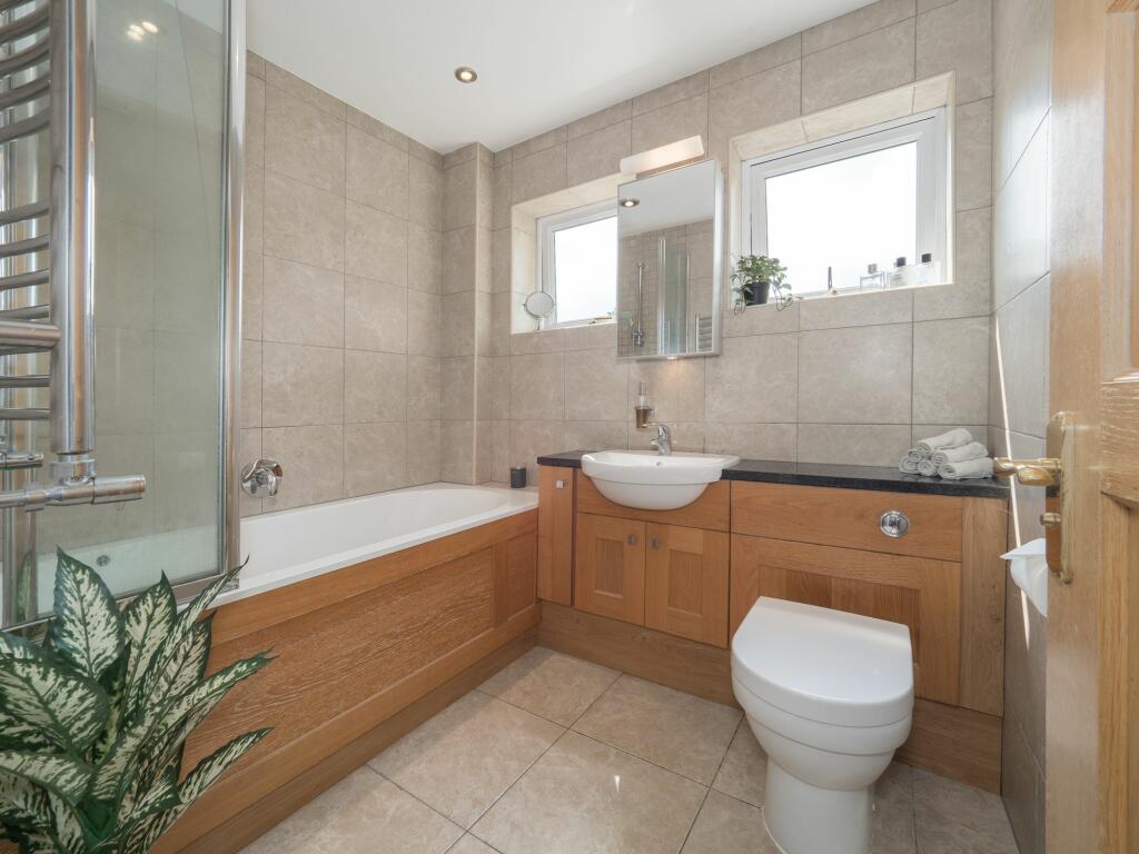 Additional image 20 of Tainters Hill, Kenilworth, CV8