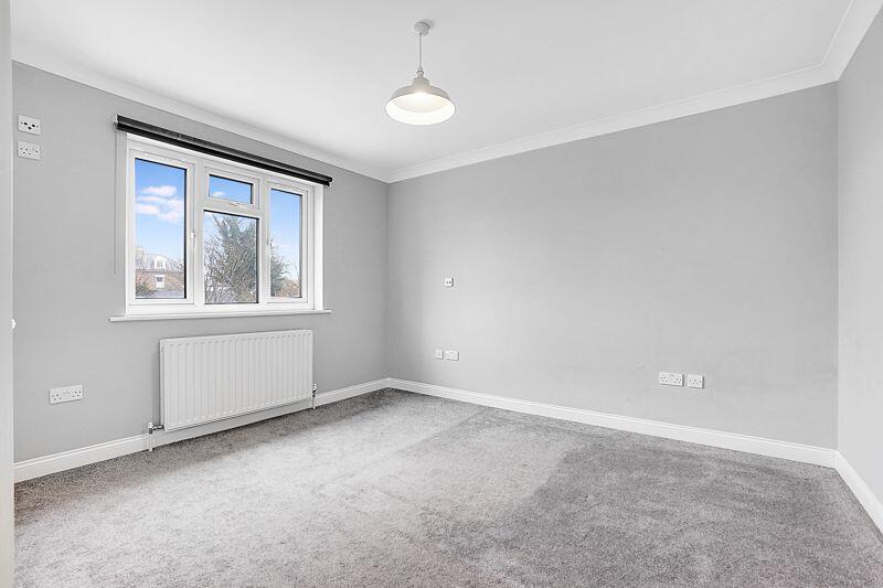 Additional image 36 of Carlton Avenue, Greenhithe