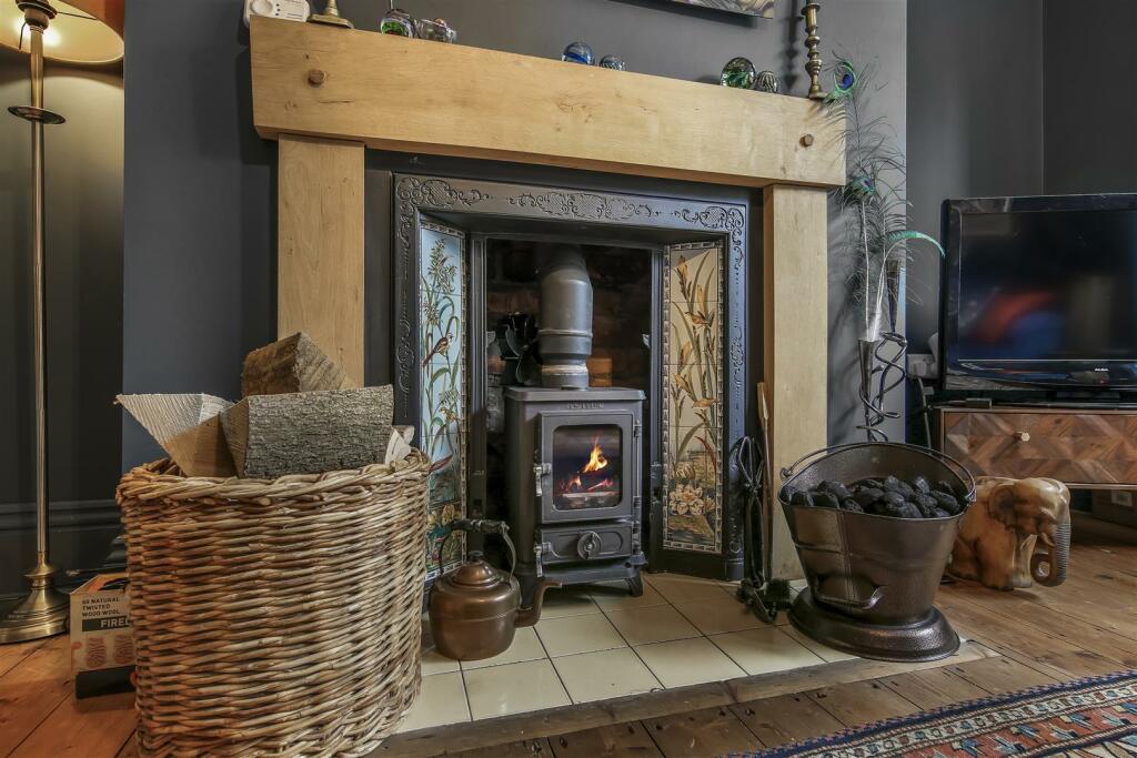 Additional image 3 of Edge Road, Matlock, DE4 3NH