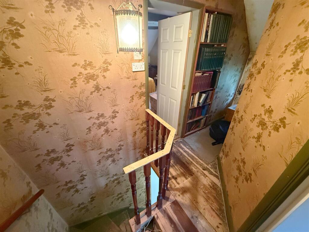 Additional image 13 of Old Snitterfield Road, Stratford-Upon-Avon