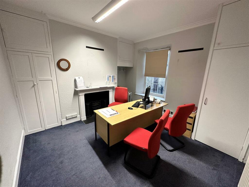 Additional image 3 of Matlock Street, Bakewell