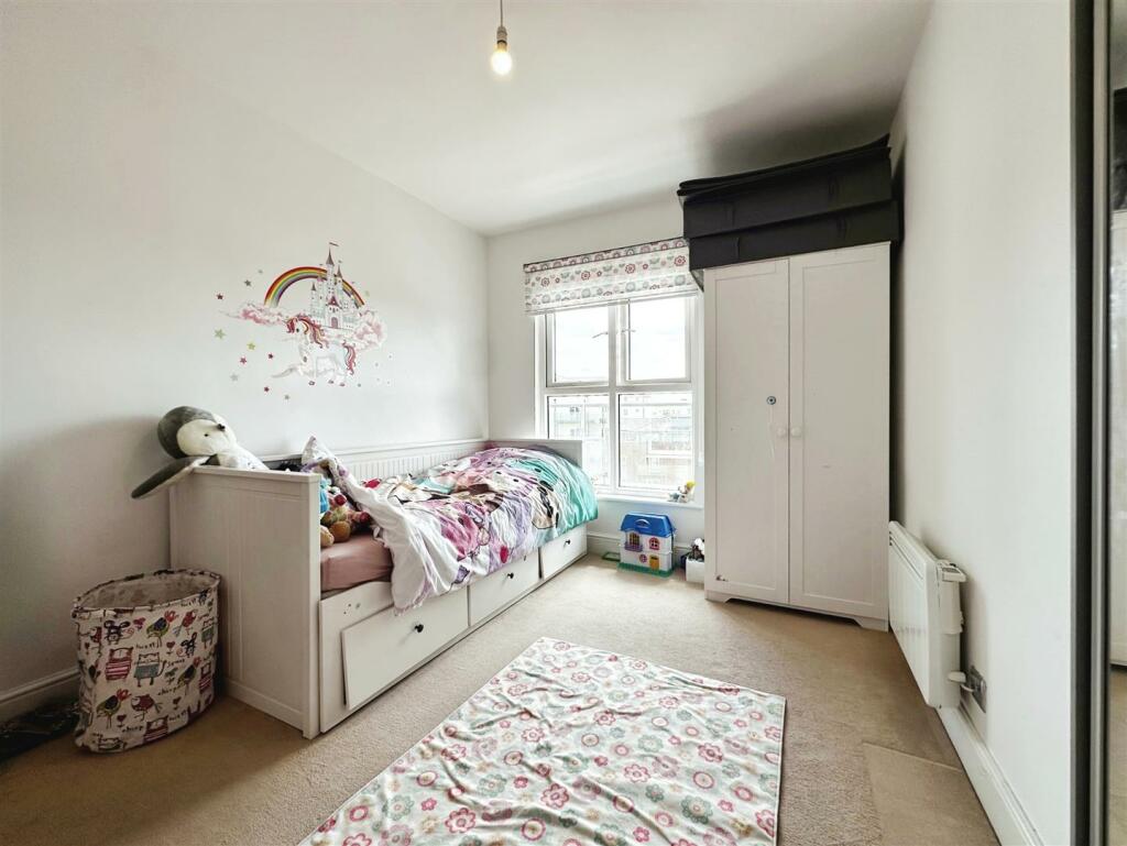 Additional image 11 of Andrews Close, Warwick