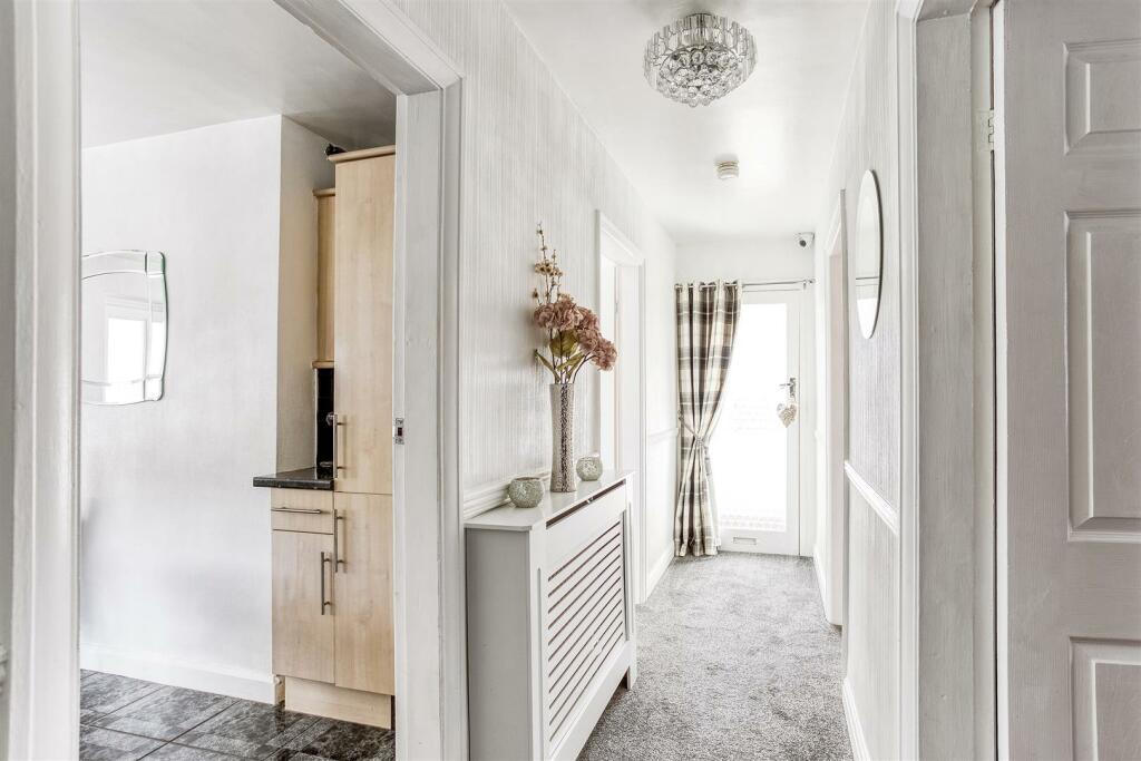 Additional image 5 of Old Hackney Lane, Hackney, Matlock