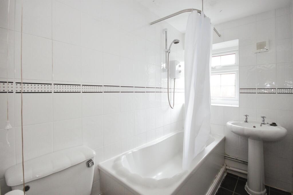 Additional image 7 of Tarquin Close, Willenhall, Coventry