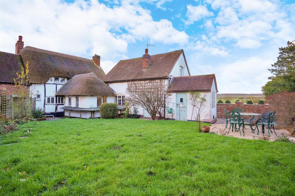 Additional image 2 of School Lane, Hunningham, Leamington Spa