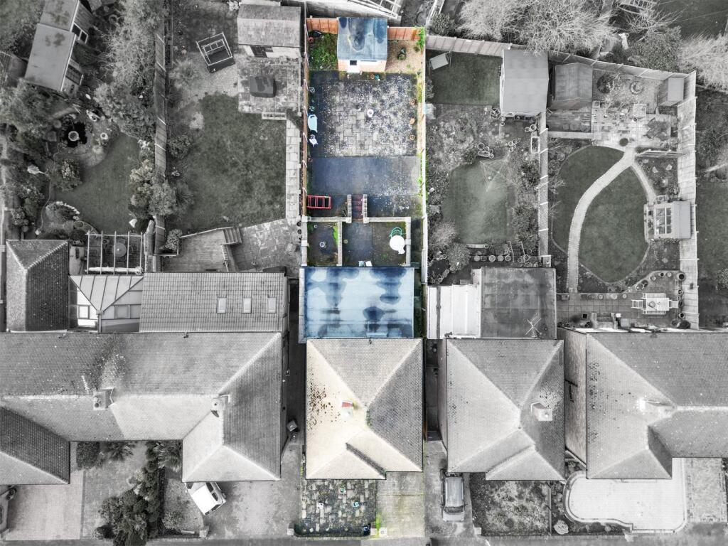 Additional image 2 of Dorset Crescent, Gravesend, Kent, DA12