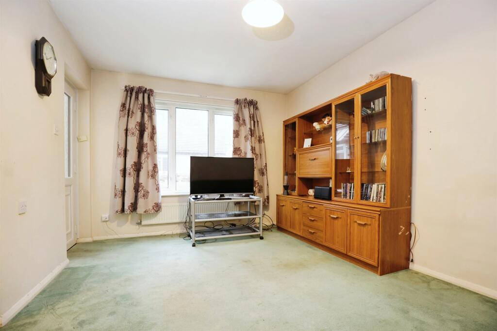 Additional image 5 of Willow Tree Gardens, Hillmorton, Rugby