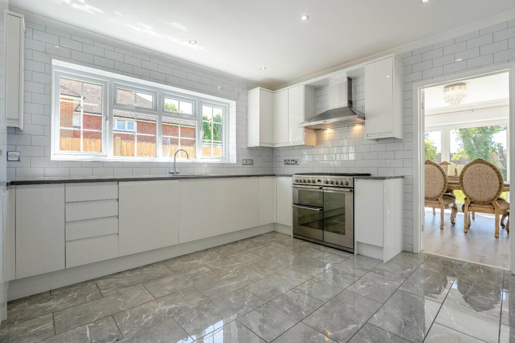 Additional image 7 of Cliff Road, Hythe, Kent