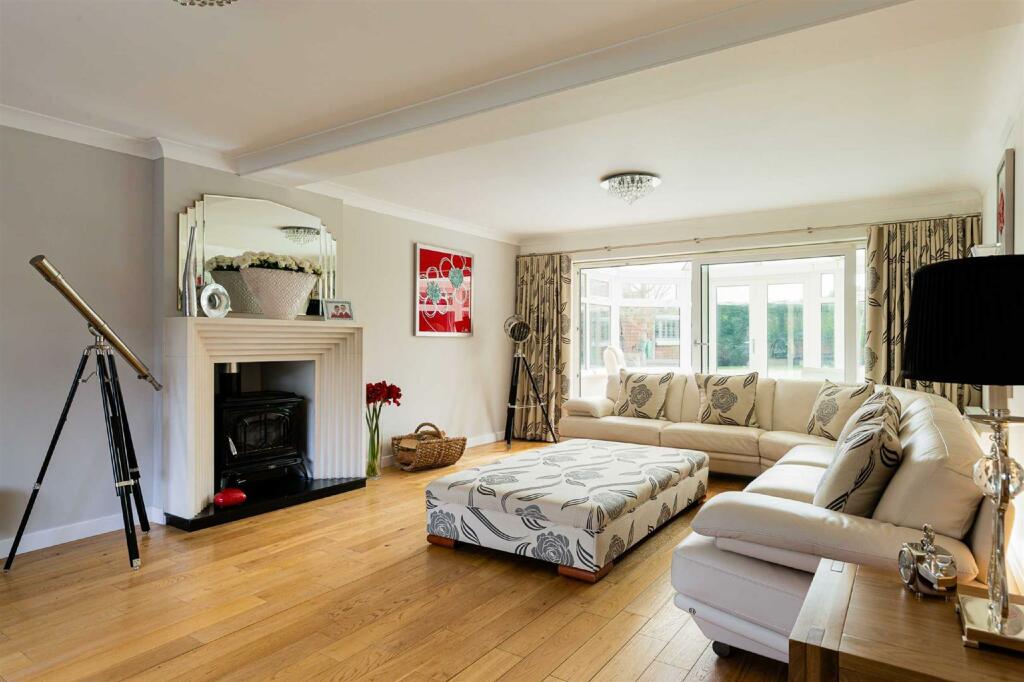 Additional image 9 of Willaston Hall Gardens, Willaston, Nantwich