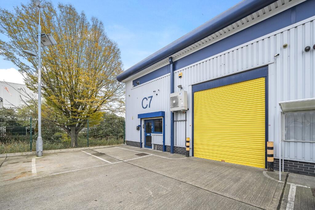 Additional image 22 of Oyo Business Units, Crabtree Manorway North, Belvedere, Kent, DA17