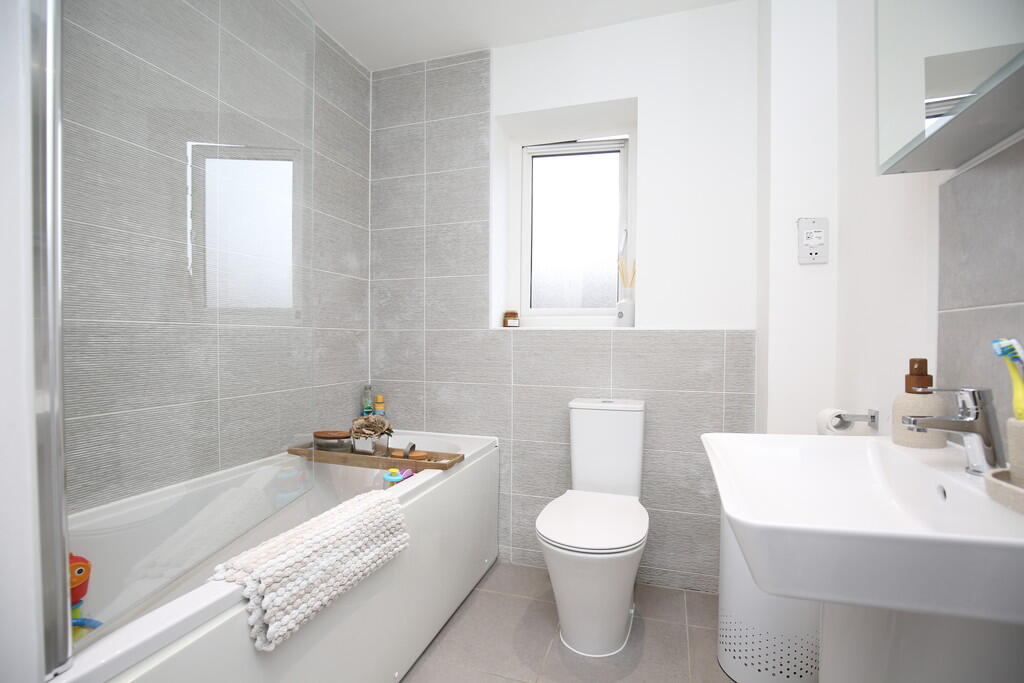 Additional image 20 of Sparrowdale Close, Grendon