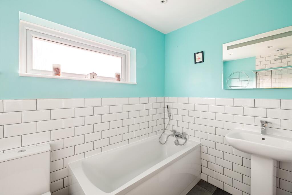 Additional image 9 of Harpswood Lane, Hythe, CT21