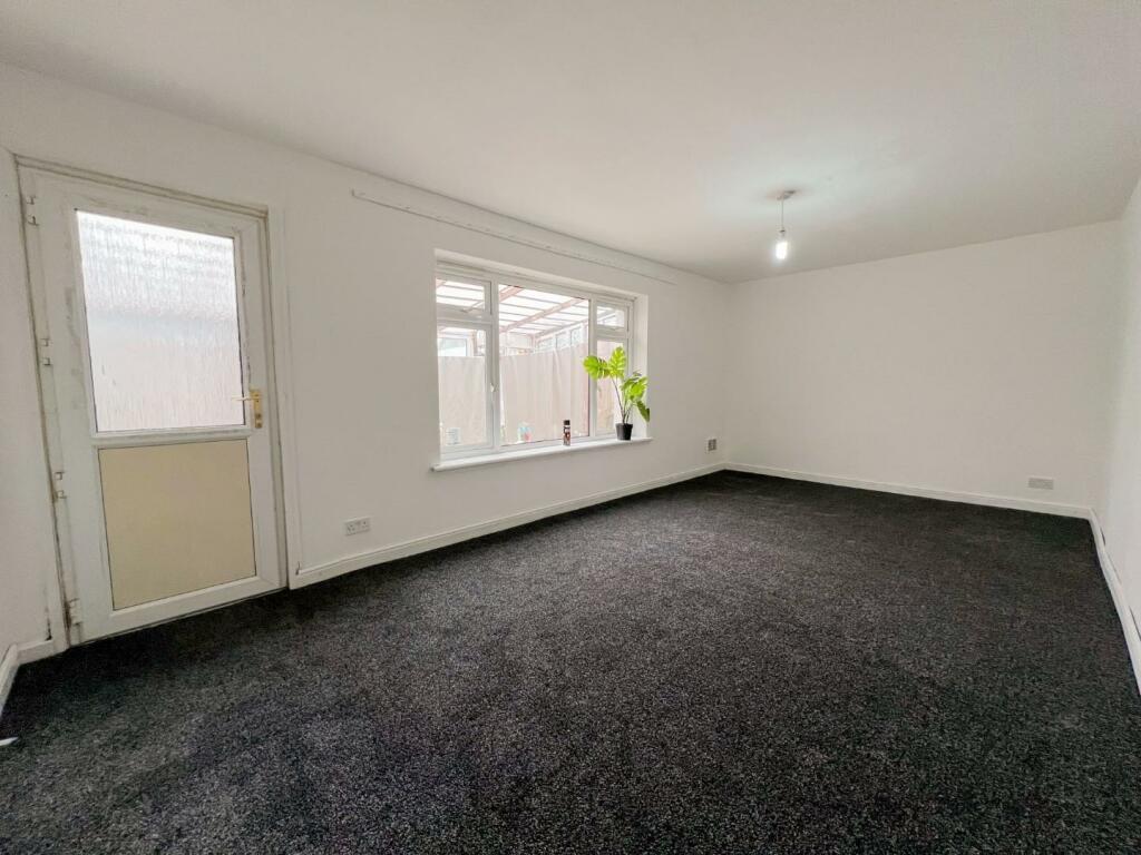 Additional image 2 of Roselands Avenue, Coventry