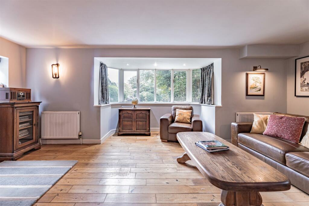 Additional image 4 of Exceptional detached period property tucked away on a quiet leafy road