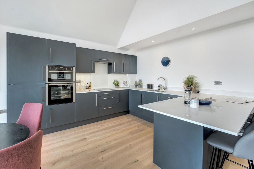 Additional image 38 of Bay Tree House, North Road, CT21