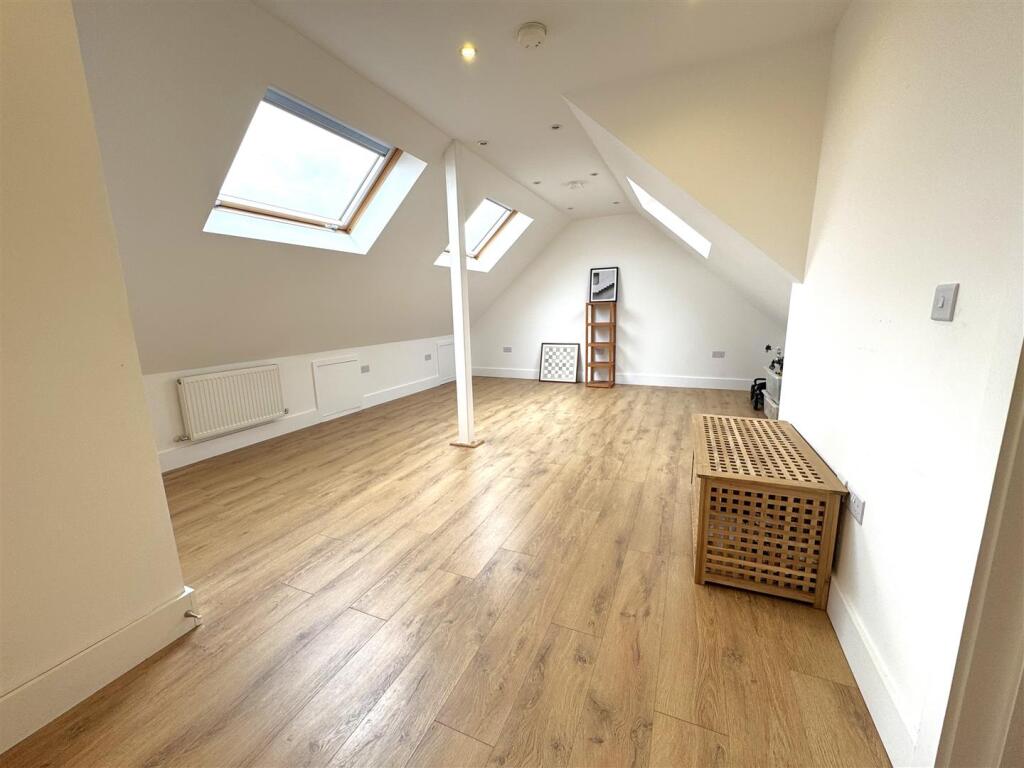 Additional image 7 of Danson Crescent, Welling