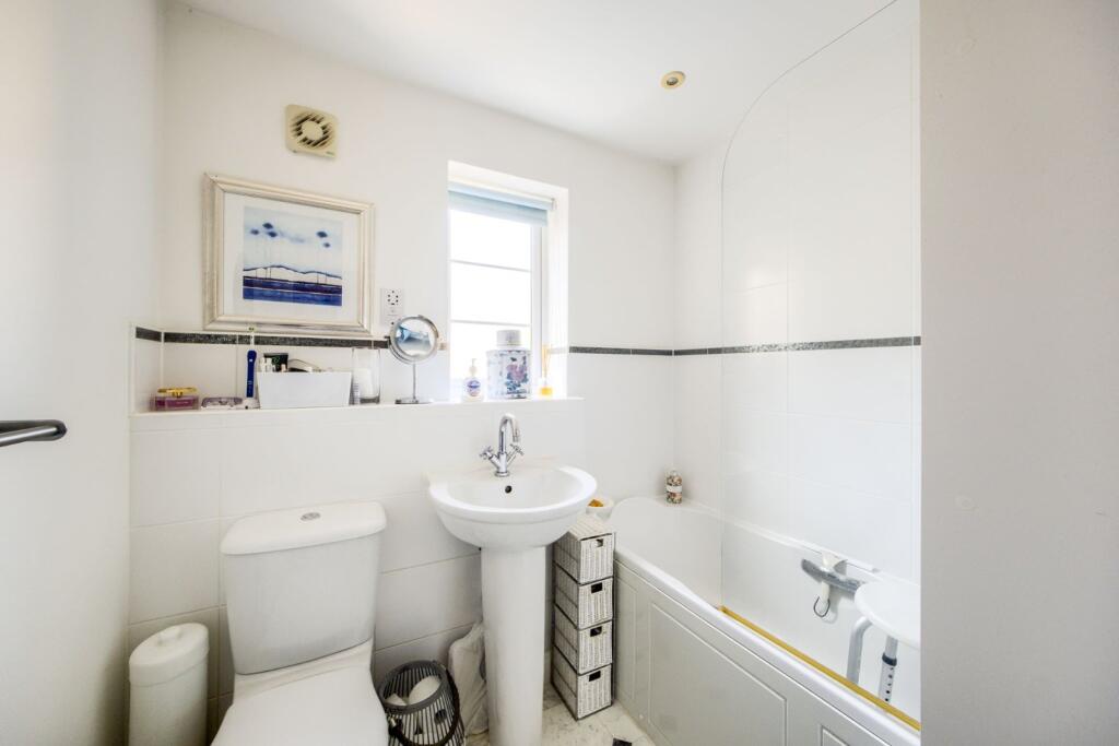 Additional image 10 of Laneham Place, Kenilworth, Warwickshire, CV8