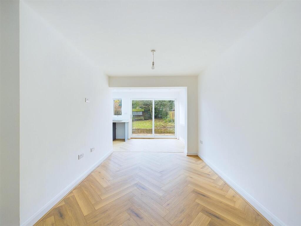 Additional image 9 of Alpine Rise, Styvechale Grange, Coventry