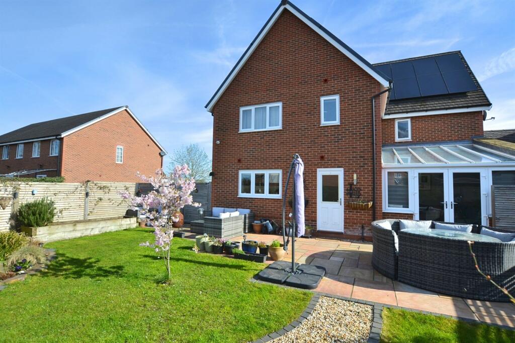 Additional image 23 of Holmes Chapel Road, Somerford