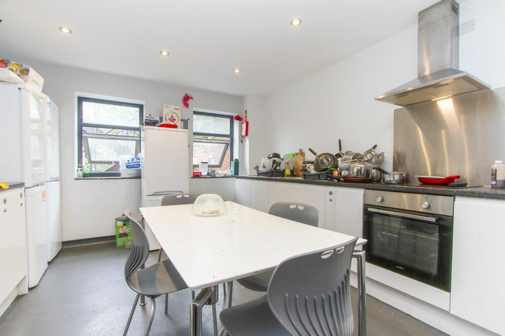 Additional image 6 of Vecqueray Steet