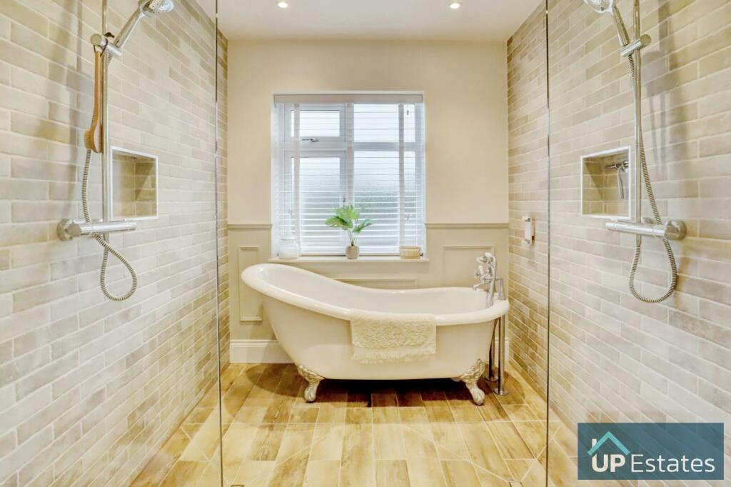 Additional image 22 of EXTENDED, RENOVATED DETACHED - Coventry Road, Bulkington