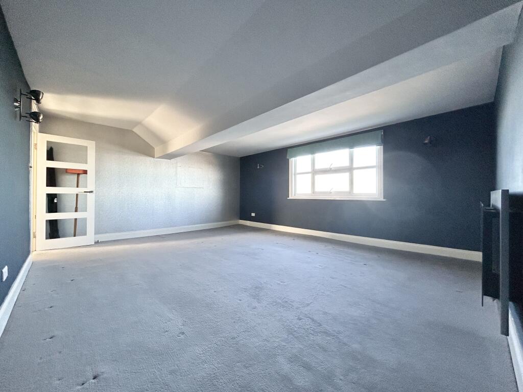 Additional image 11 of Hollywood Court, Royal Crescent, Margate