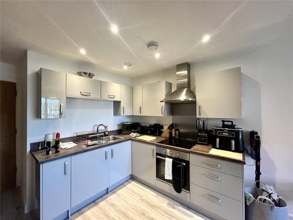 Additional image 6 of Foleshill Road, Coventry, CV6