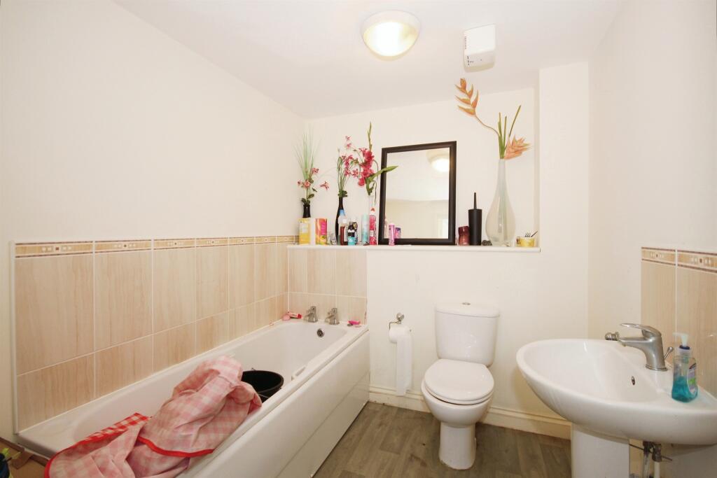 Additional image 10 of Birch Meadow Close, Warwick