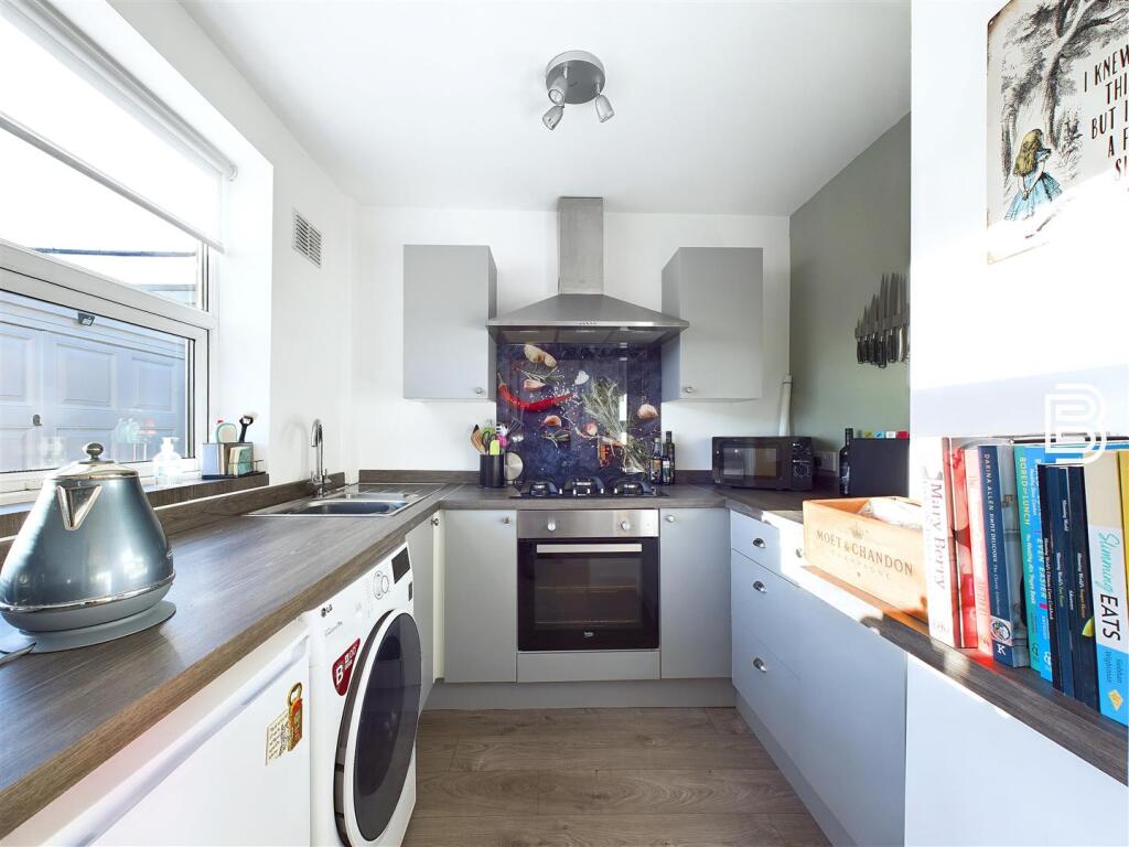 Additional image 6 of Thackeray Close, Hillside, Rugby