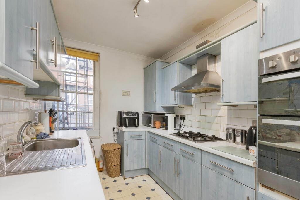 Additional image 7 of Milton Place, Gravesend, Kent, DA12