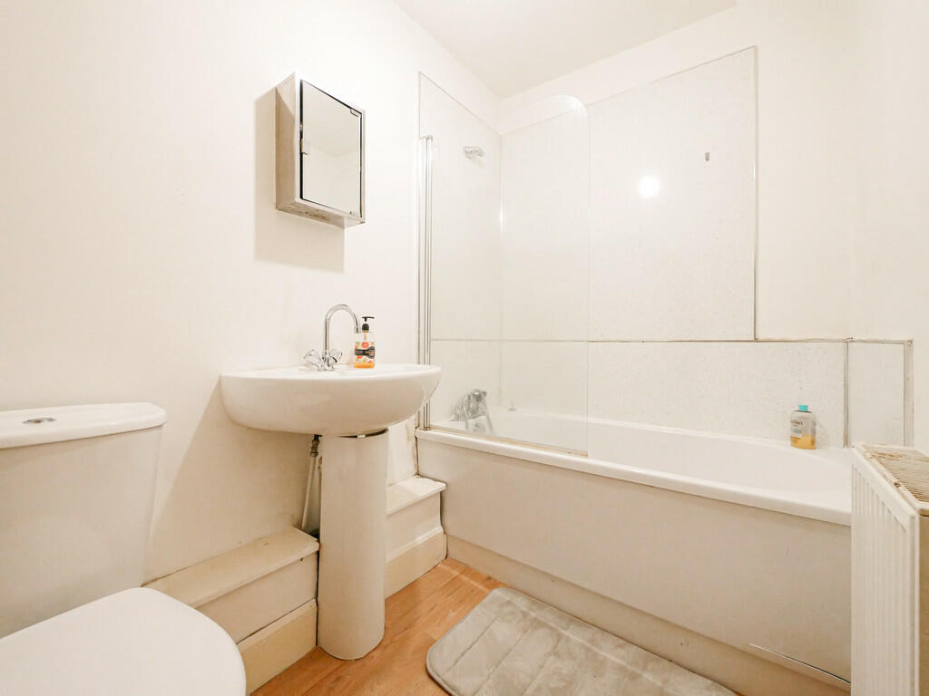 Additional image 4 of Nethergate, Dundee