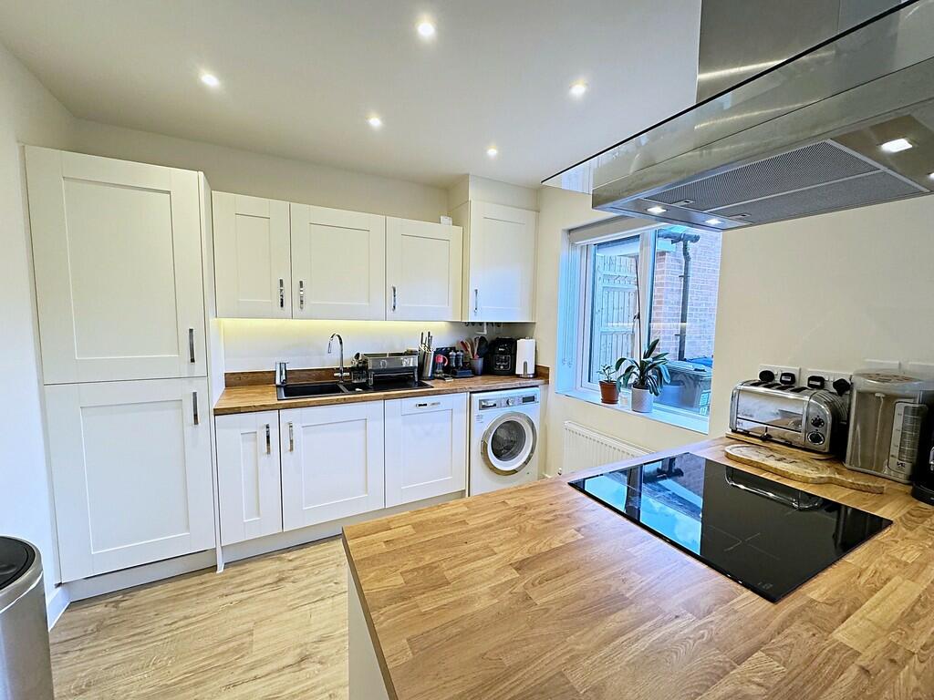 Additional image 14 of Martin Drive, Kenilworth