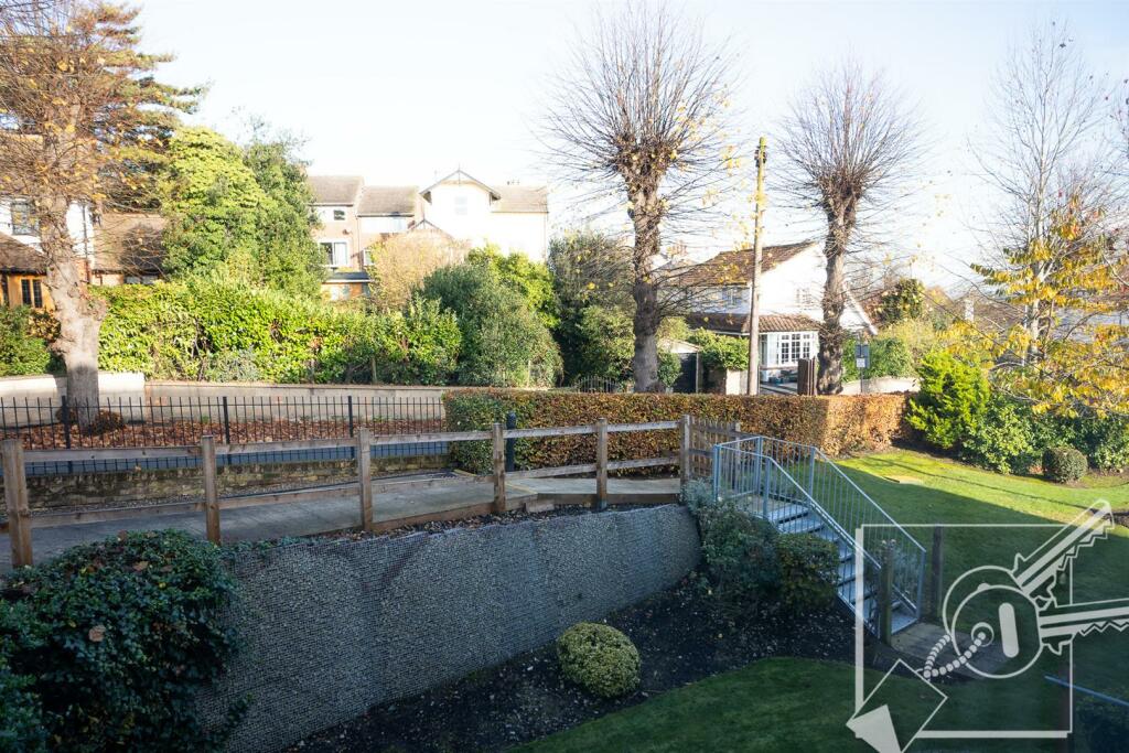 Additional image 21 of Glen View, Gravesend