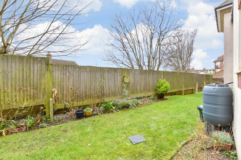 Additional image 2 of East Street, Hythe, Kent