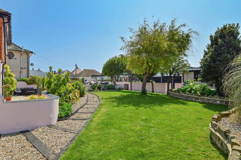 Additional image 22 of Western Esplanade, Herne Bay