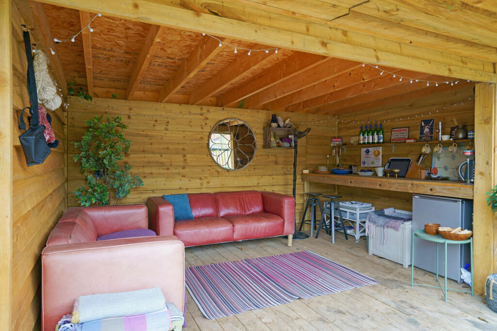 Additional image 8 of Chestnut Square, Wellesbourne, CV35