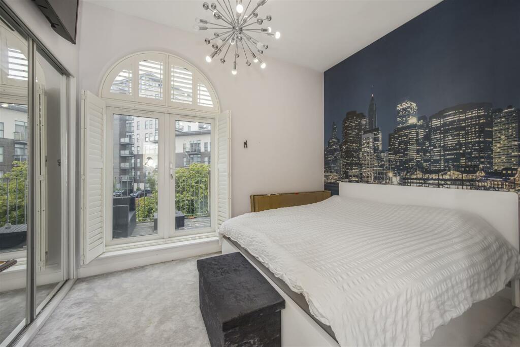 Additional image 8 of Carmichael Avenue, Greenhithe