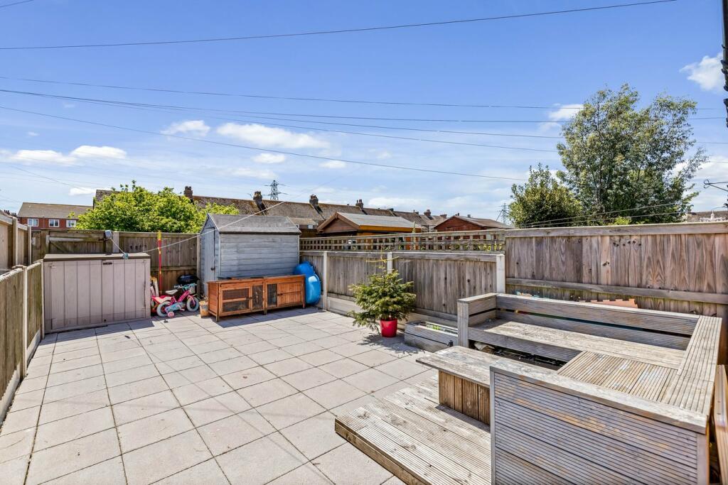 Additional image 11 of Oaks Road, Folkestone, CT20