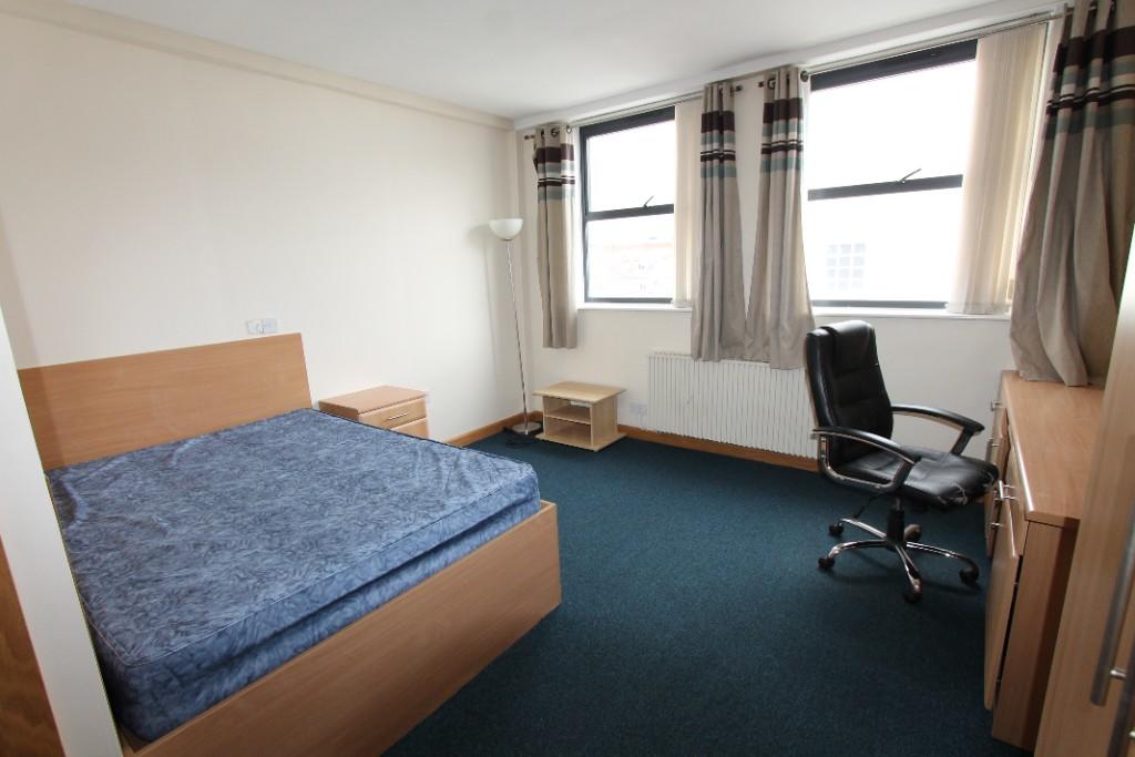 Additional image 4 of Flat 4, 118-120 Warwick Street, Leamington Spa, Warwickshire, CV32