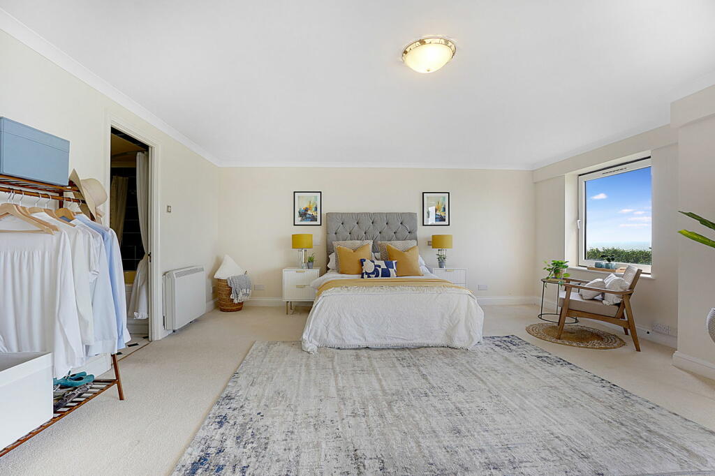 Additional image 12 of Marine Point CT20 2TX