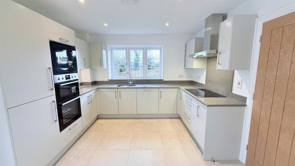 Additional image 9 of Plot 10, The Downton, Deerhurst Gardens, Welford on Avon