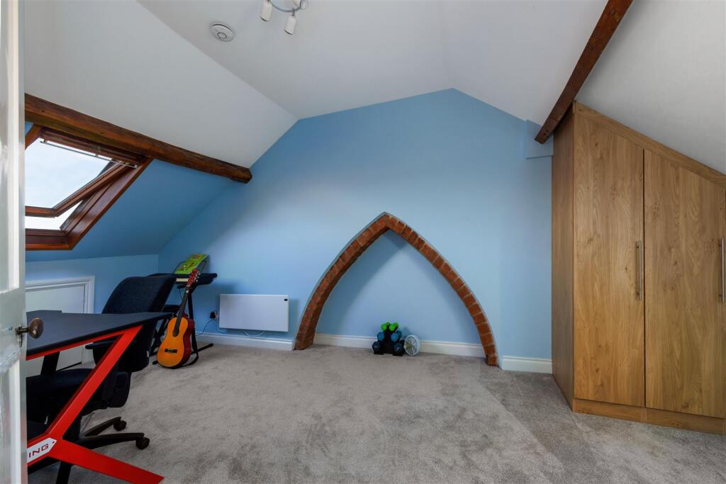 Additional image 43 of Milverton Crescent, Leamington Spa