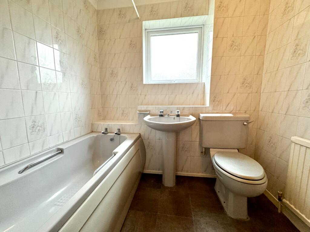 Additional image 13 of Manor Forstal, New Ash Green, Longfield, Kent, DA3 8JQ