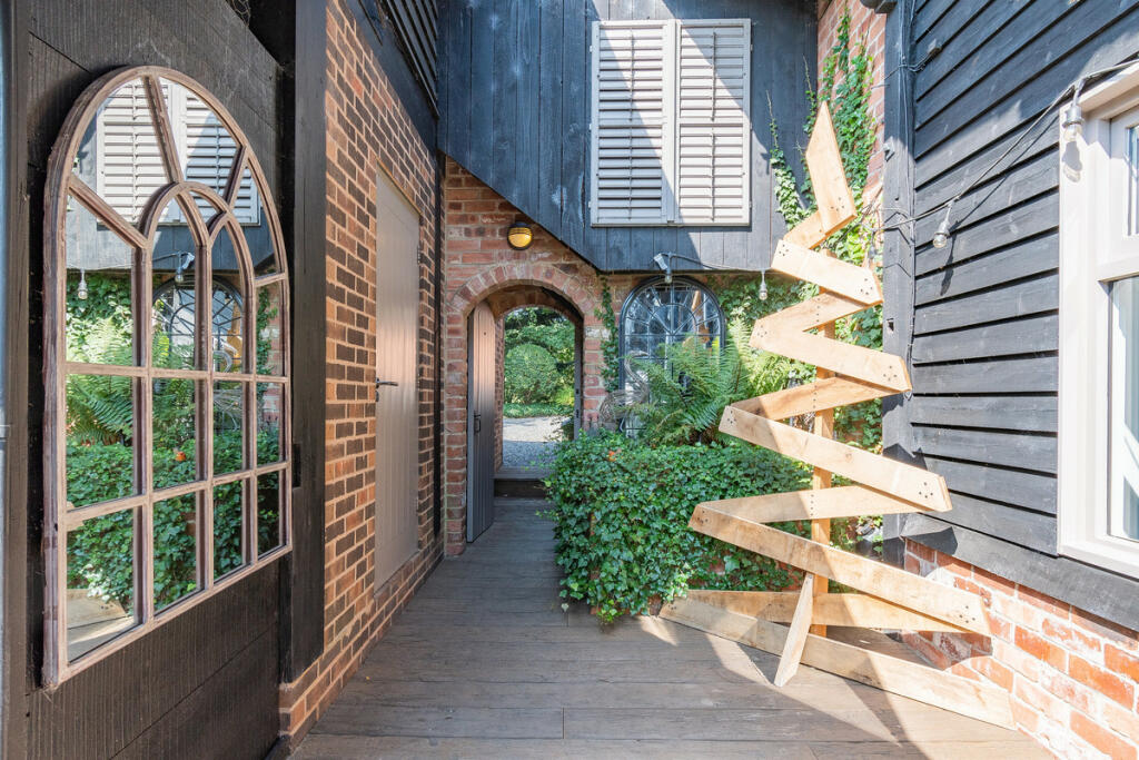 Additional image 5 of Architectural Masterpiece, Ashbourne, Derbyshire DE6