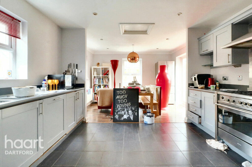 Additional image 6 of Park Cliff Road, Greenhithe