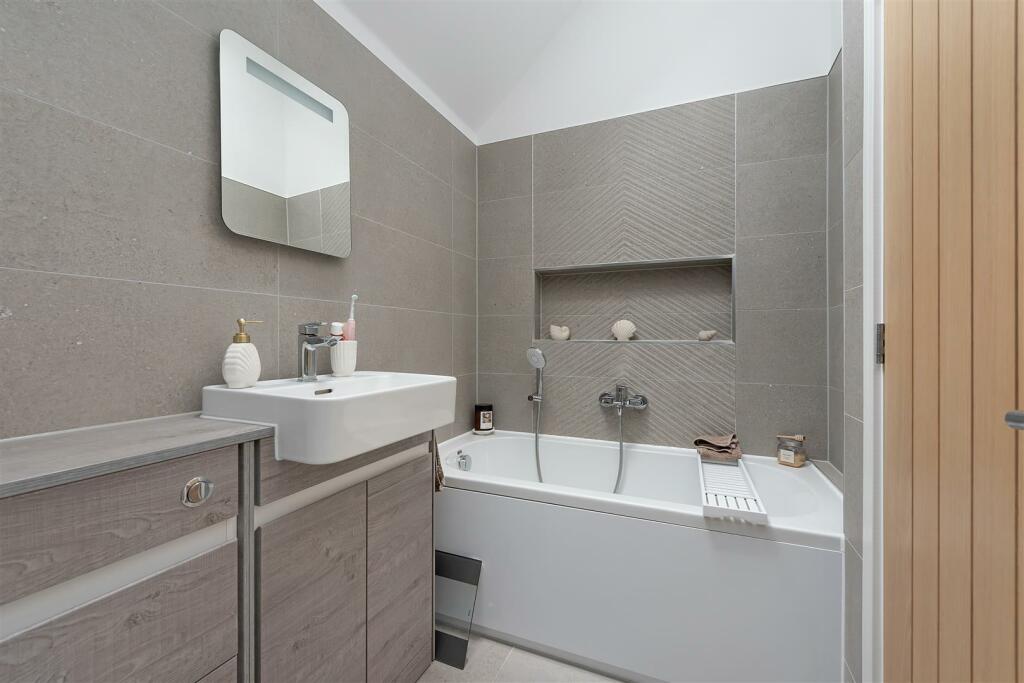 Additional image 13 of Sea Street, Whitstable