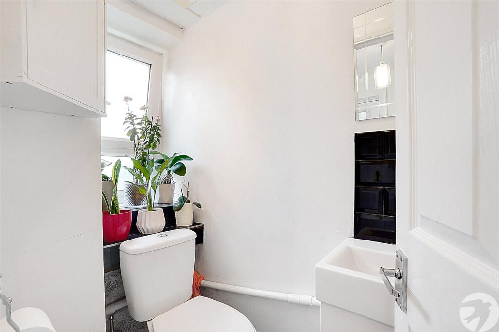 Additional image 17 of Fountain Walk, Northfleet, Gravesend, Kent, DA11