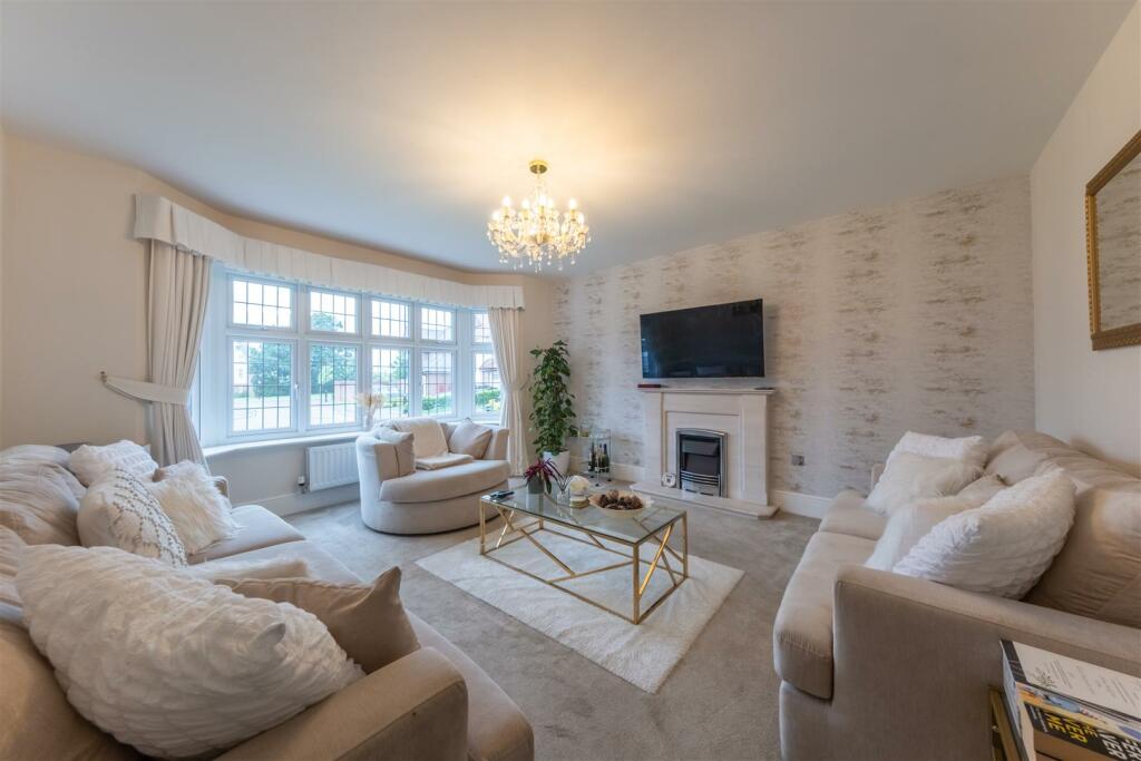 Additional image 5 of Stirling Close, Hartford, Cheshire