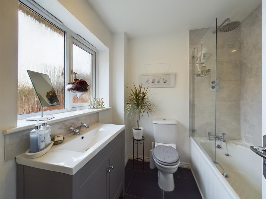 Additional image 12 of Persian Close, City Point